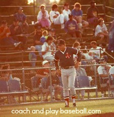 signs from 3b coach using simple claps system