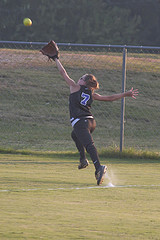 outfielders catching the ball on the run drills