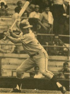 Choke up on the bat Freddie Patek